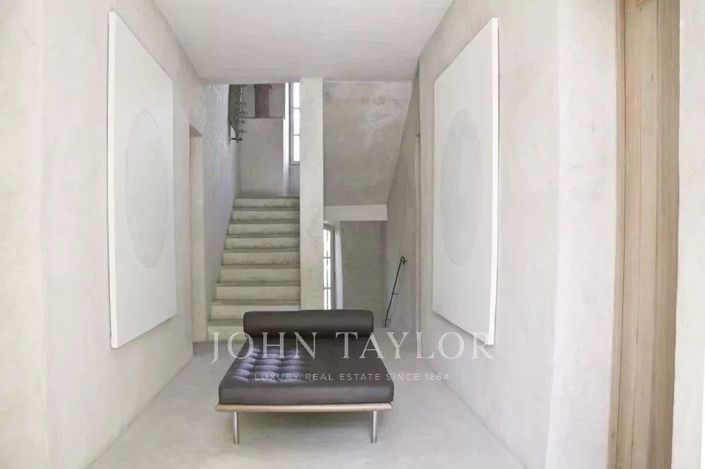 Image No.16-7 Bed House for sale