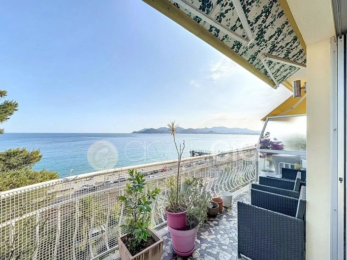 Image No.1-Appartement de 2 chambres à vendre à Cannes