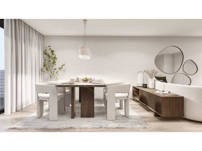 Image No.1-4 Bed Apartment for sale