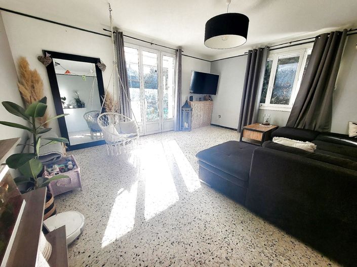 Image No.4-7 Bed House for sale