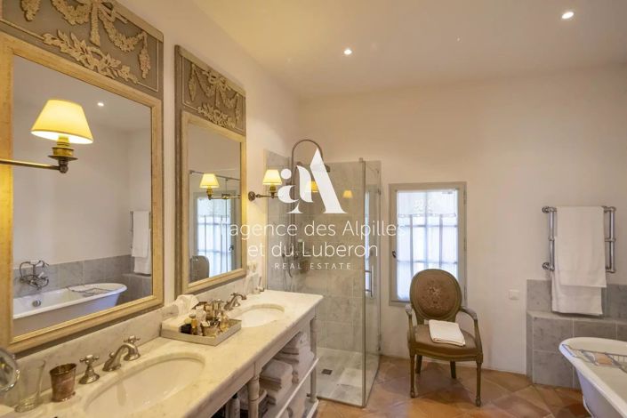 Image No.13-5 Bed House for sale