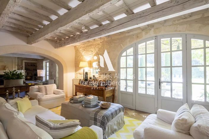 Image No.5-5 Bed House for sale