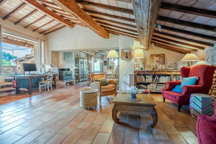 Image No.5-3 Bed House for sale