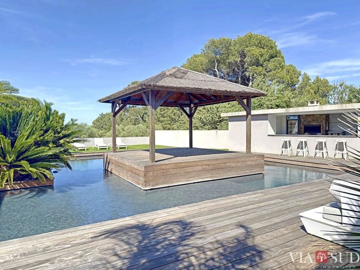 Image No.6-3 Bed Property for sale