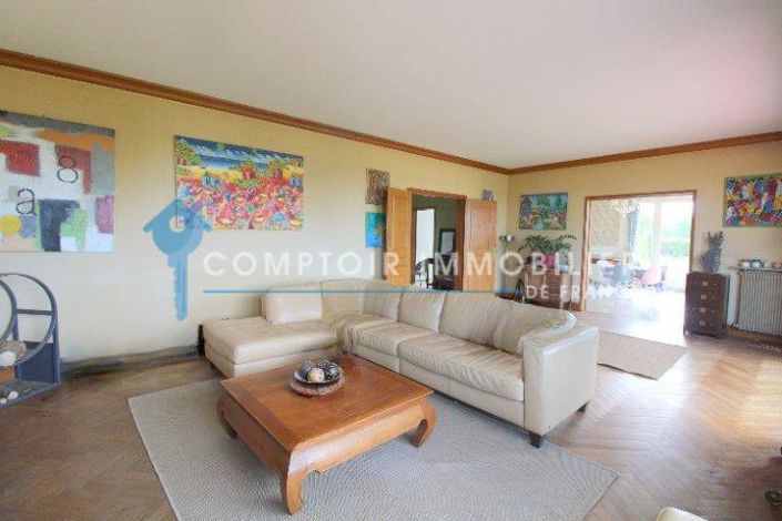 Image No.2-7 Bed House for sale