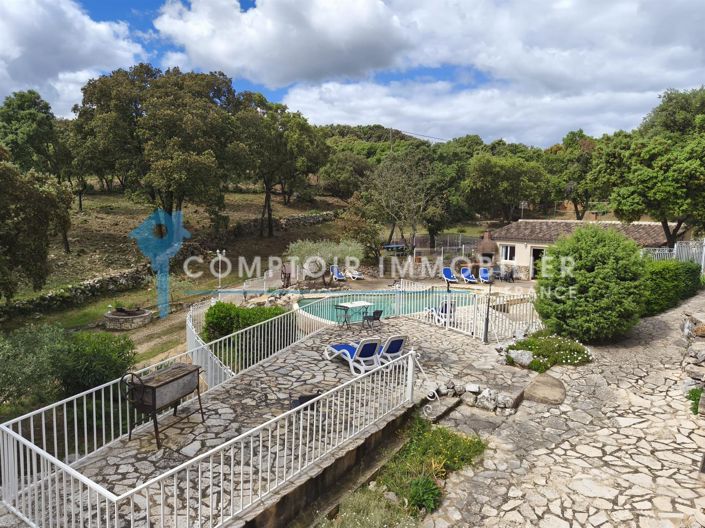 Image No.2-Maison de 5 chambres à vendre à Rochefort-du-Gard