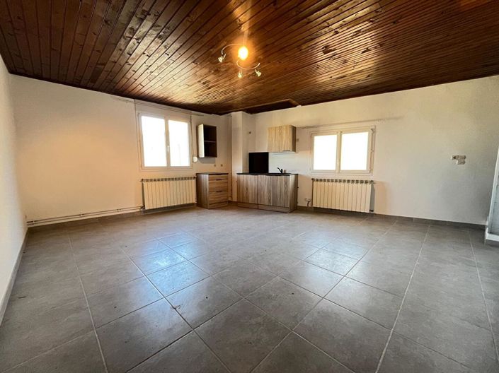 Image No.1-2 Bed House for sale