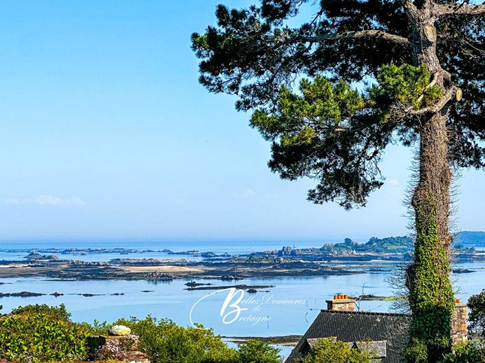 Image No.1-6 Bed House for sale