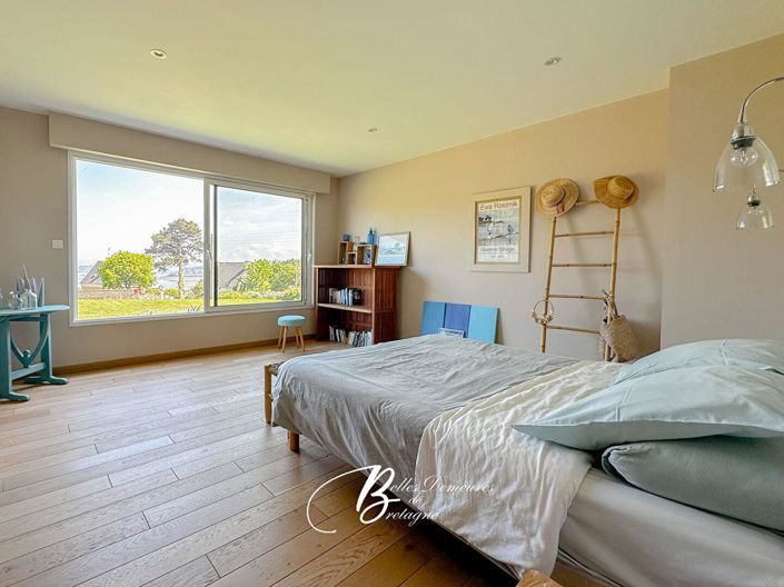 Image No.11-6 Bed House for sale