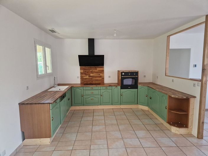 Image No.2-Maison de 4 chambres à vendre à Luc-sur-Orbieu