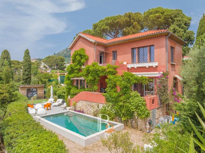 Image No.1-4 Bed House for sale
