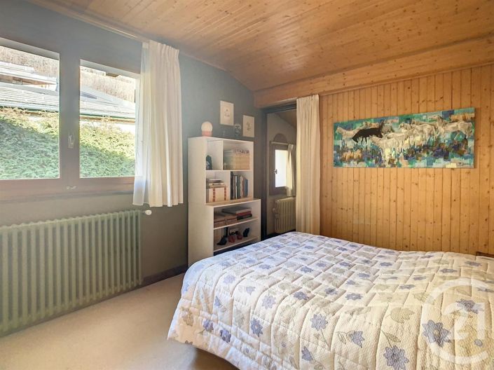 Image No.15-4 Bed House for sale