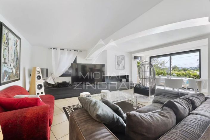 Image No.6-Maison de 3 chambres à vendre à Grasse