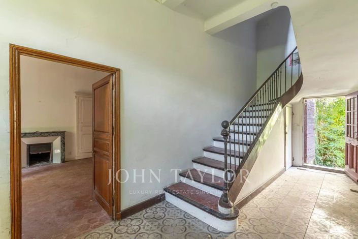 Image No.10-11 Bed House for sale