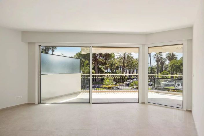 Image No.4-Appartement de 2 chambres à vendre à Cannes