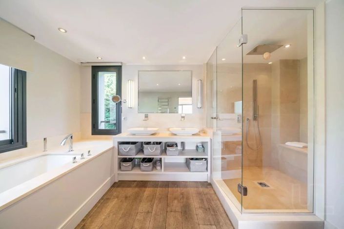 Image No.15-5 Bed House for sale