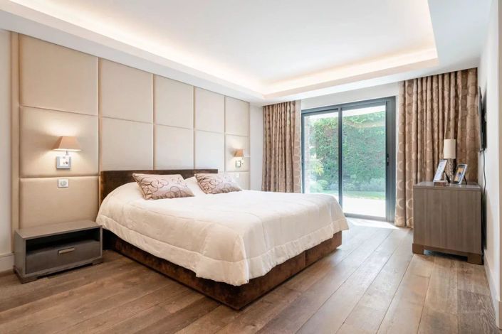 Image No.9-5 Bed House for sale