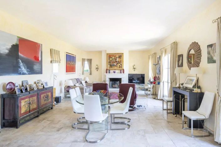 Image No.5-4 Bed House for sale