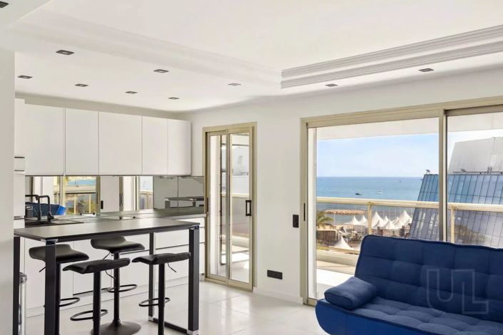 Image No.2-Propriété de 1 chambre à vendre à Cannes