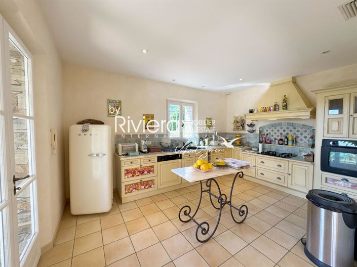 Image No.15-4 Bed House for sale