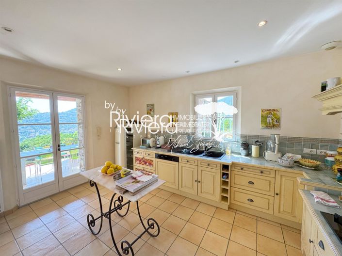 Image No.16-4 Bed House for sale