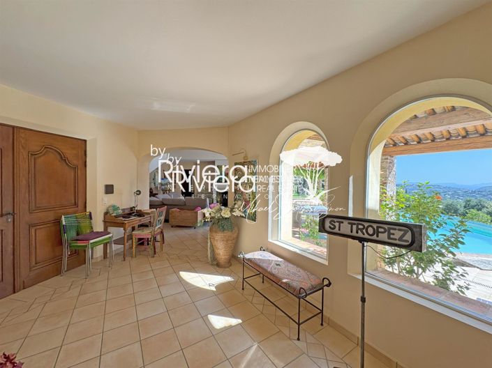 Image No.17-4 Bed House for sale