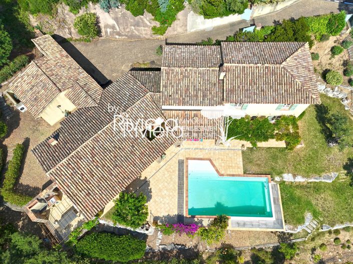 Image No.6-4 Bed House for sale