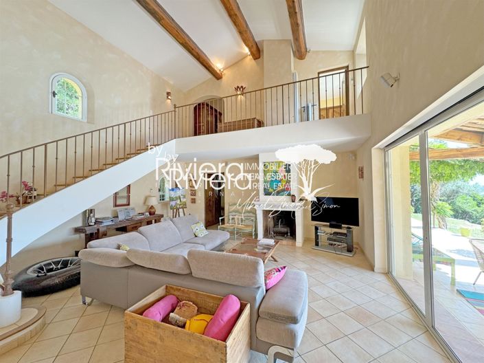 Image No.8-4 Bed House for sale