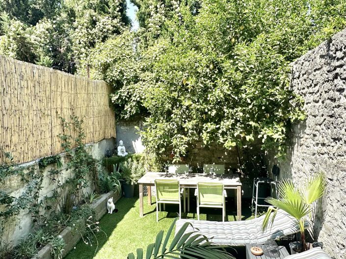 Image No.2-5 Bed House for sale