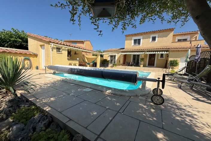 Image No.1-3 Bed House for sale