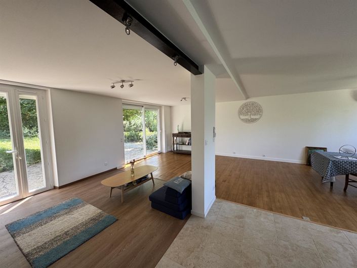 Image No.2-4 Bed House for sale