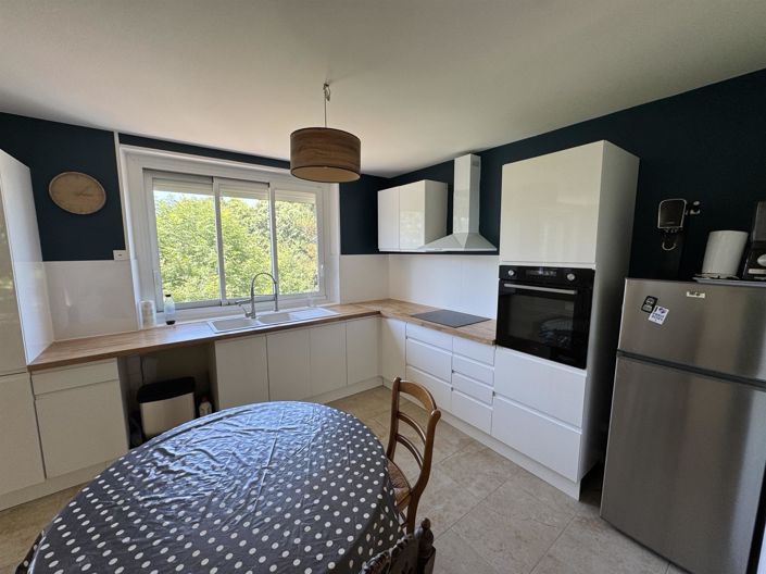 Image No.3-4 Bed House for sale