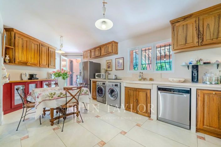 Image No.5-Maison de 5 chambres à vendre à Roquefort-les-Pins