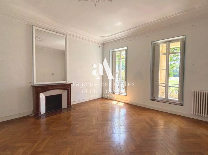 Image No.8-Propriété de 4 chambres à vendre à Istres