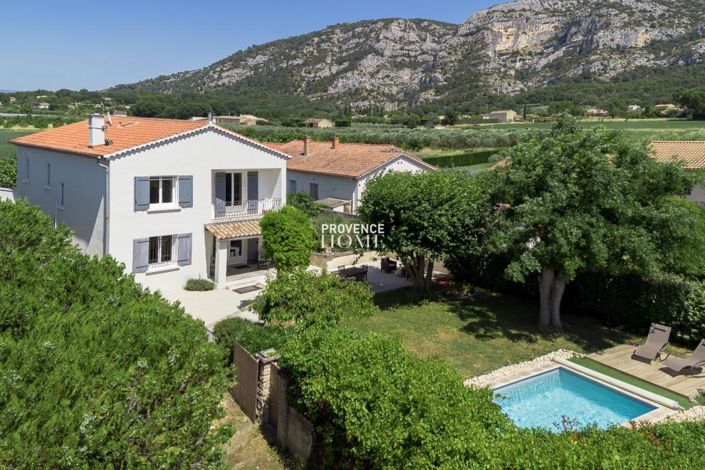 Image No.1-5 Bed House for sale