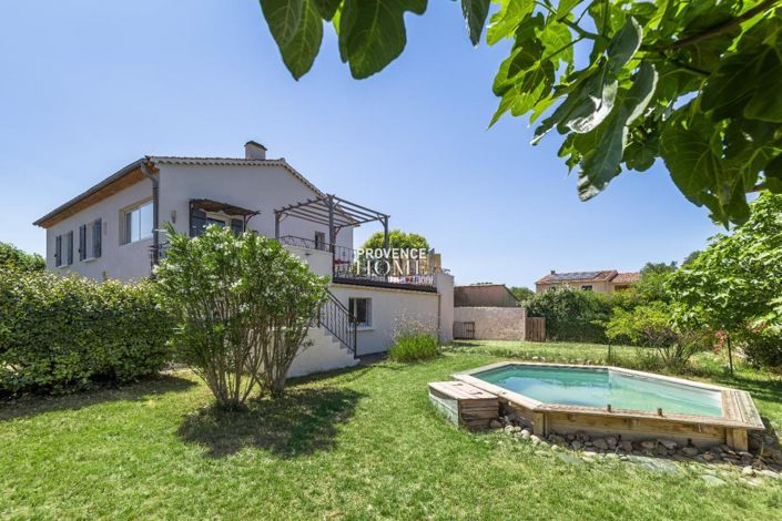 Image No.10-5 Bed House for sale