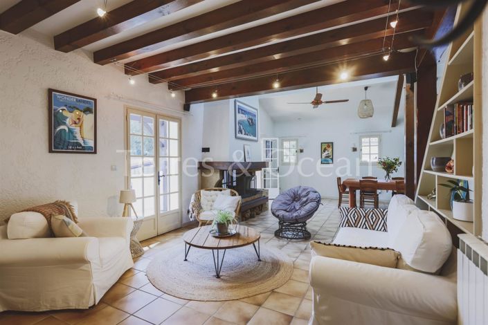 Image No.4-5 Bed House for sale