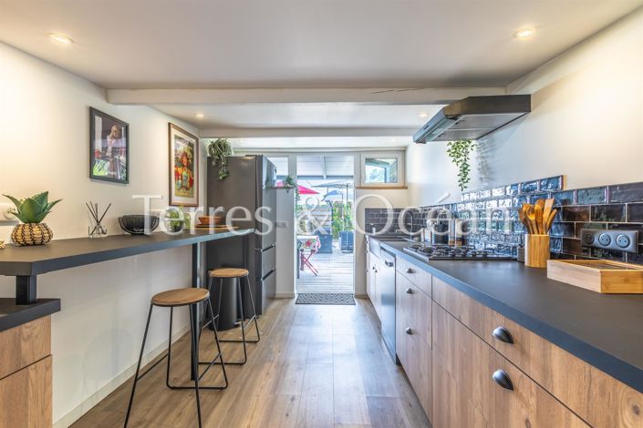 Image No.19-7 Bed House for sale