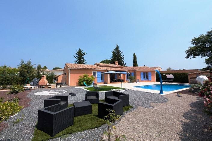 Image No.1-4 Bed House for sale