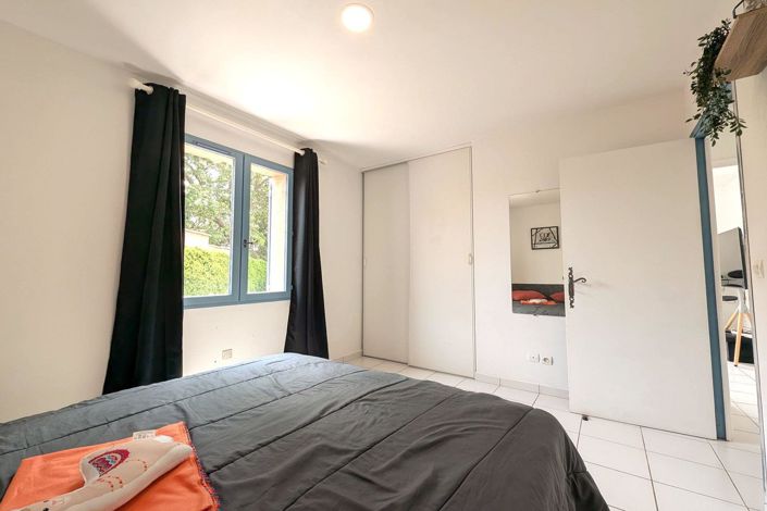 Image No.13-4 Bed House for sale