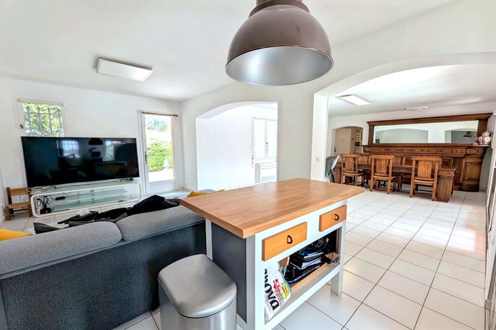 Image No.9-4 Bed House for sale