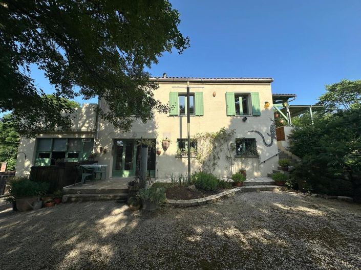Image No.1-4 Bed House for sale
