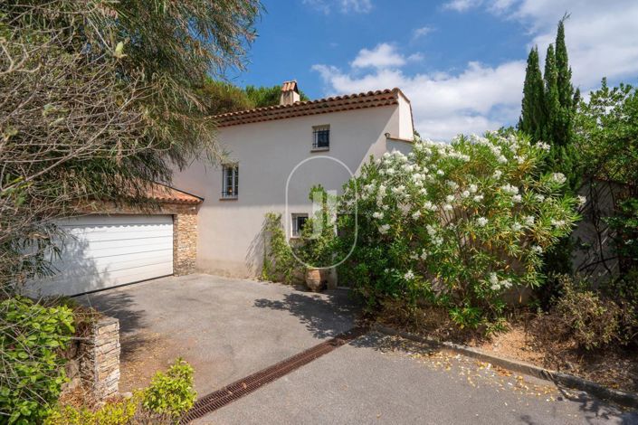 Image No.14-4 Bed House for sale