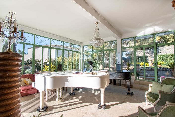 Image No.6-4 Bed House for sale