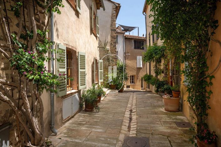 Image No.2-1 Bed House for sale