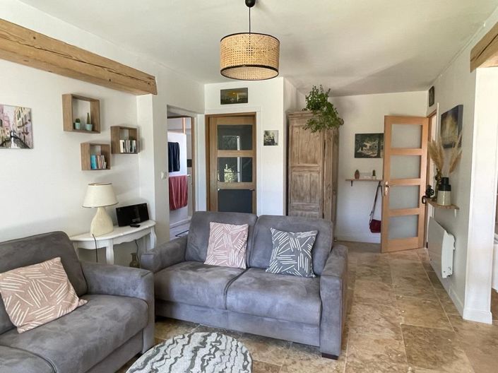 Image No.16-7 Bed House for sale