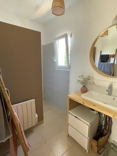 Image No.8-7 Bed House for sale