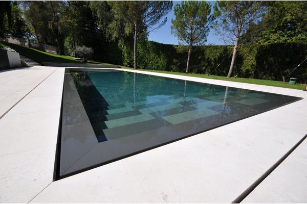 Image No.1-4 Bed House for sale
