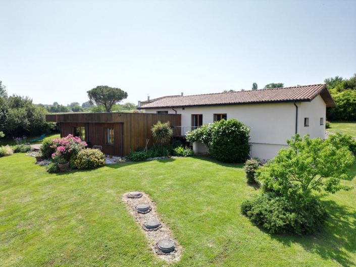 Image No.1-3 Bed House for sale