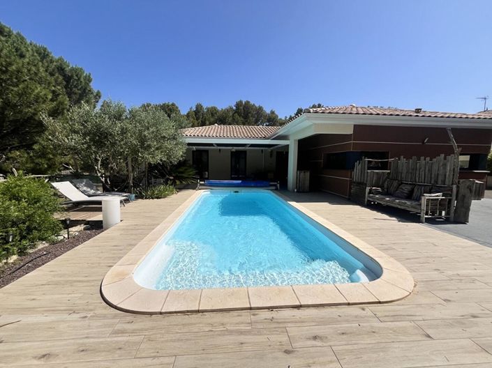 Image No.3-5 Bed House for sale